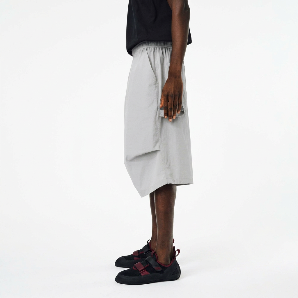 SERAC Drop Knee Short — Fog