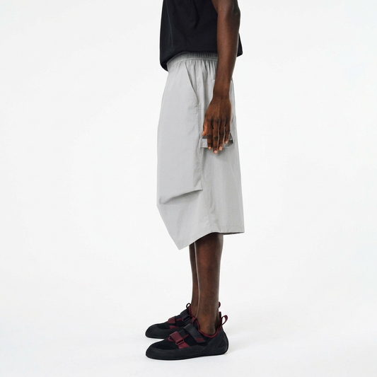 SERAC Drop Knee Short — Fog